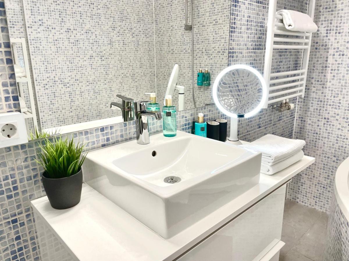 Boutique Apartment Kingfisher - Viennas Trendiest Neighbourhood Bagian luar foto